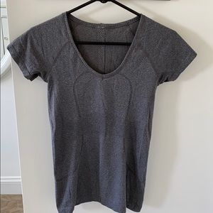 Lululemon short sleeve swiftly V neck t shirt